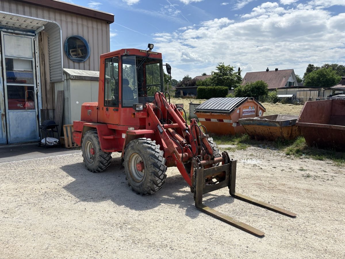 Caricatori: Radlader / Hoflader Schaeff SKL 821 – Usato da Courgevaux venduto da Querly 2