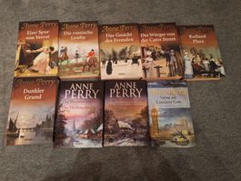 Büchersammlung Anne Perry