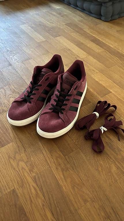 Adidas Scarpe da uomo: Adidas Schuhe Bordeaux 44 2/3 – Usato da Zürich venduto da lupolupo 1