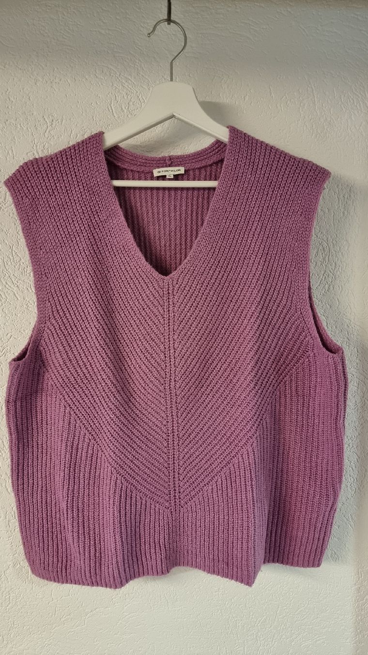 Tom Tailor Gilet & Giacche senza maniche: Lila Pullunder / Gilet Gr. XL Tom Tailer – Nuovo (secondo la descrizione) da Gossau SG venduto da smile4470