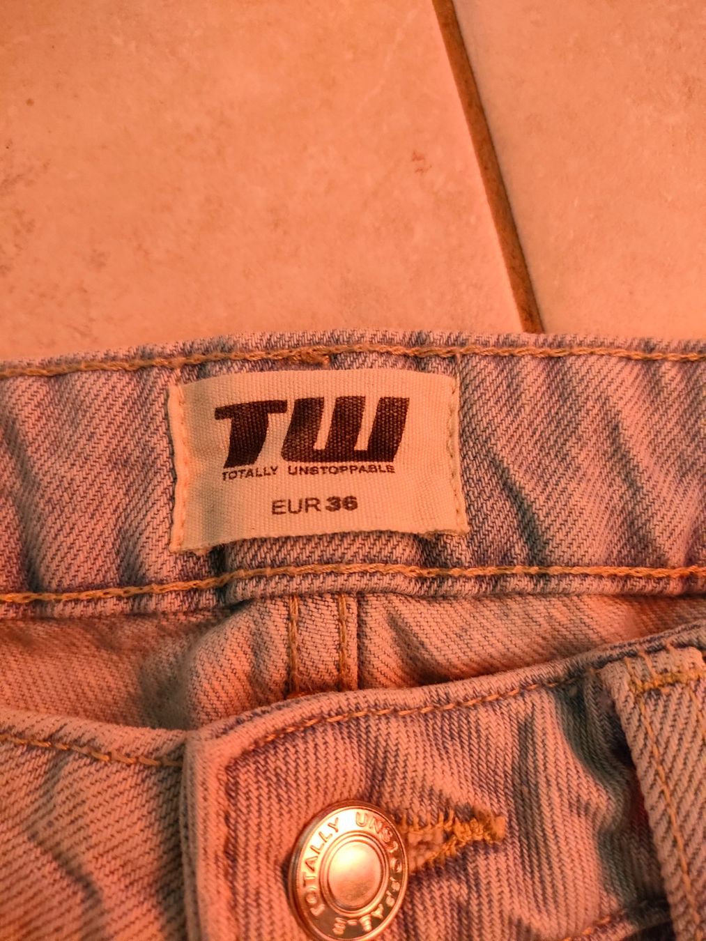 Jeans: Jeans Gr.36 – Usato da Adelboden venduto da Lammhult 2