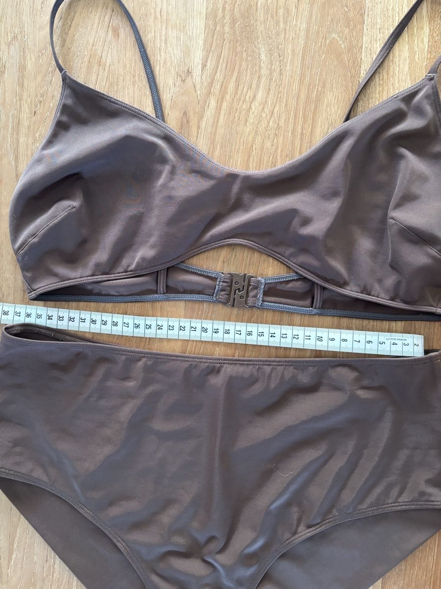 Badekleider & Bikinis: Monki Bikini braun M/38-L/40 – Gebraucht aus Biel-Benken BL von frauvomfluss 2