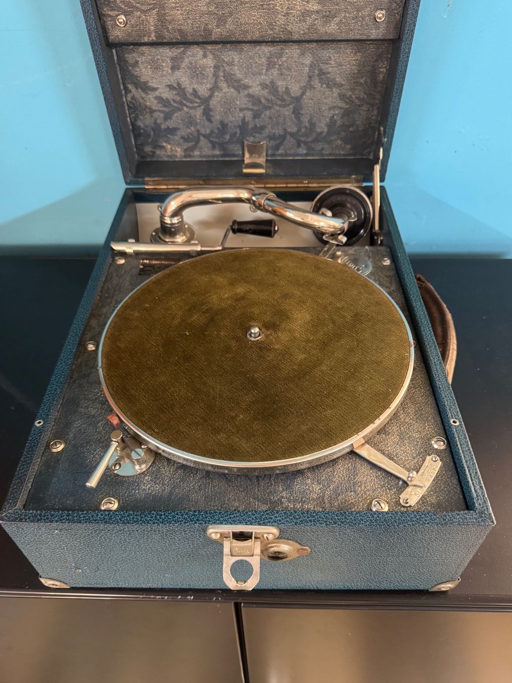 Plattenspieler: Alte Grammophon – Gebraucht aus Schlieren von Freundlich02 2