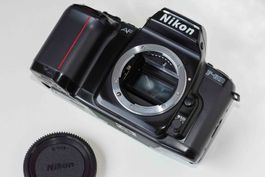 Nikon F601 Analogkamera