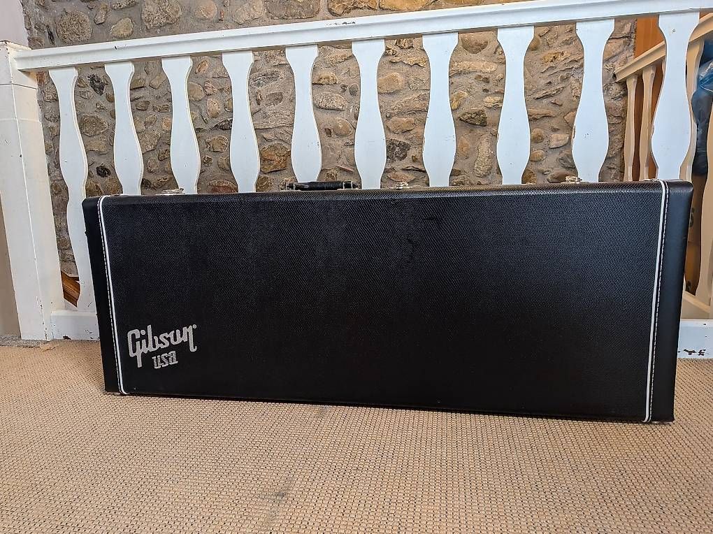 Strumenti musicali: Coffre Gibson Explorer – Nuovo e nell'imballaggio originale da Bougy-Villars venduto da Flo5150