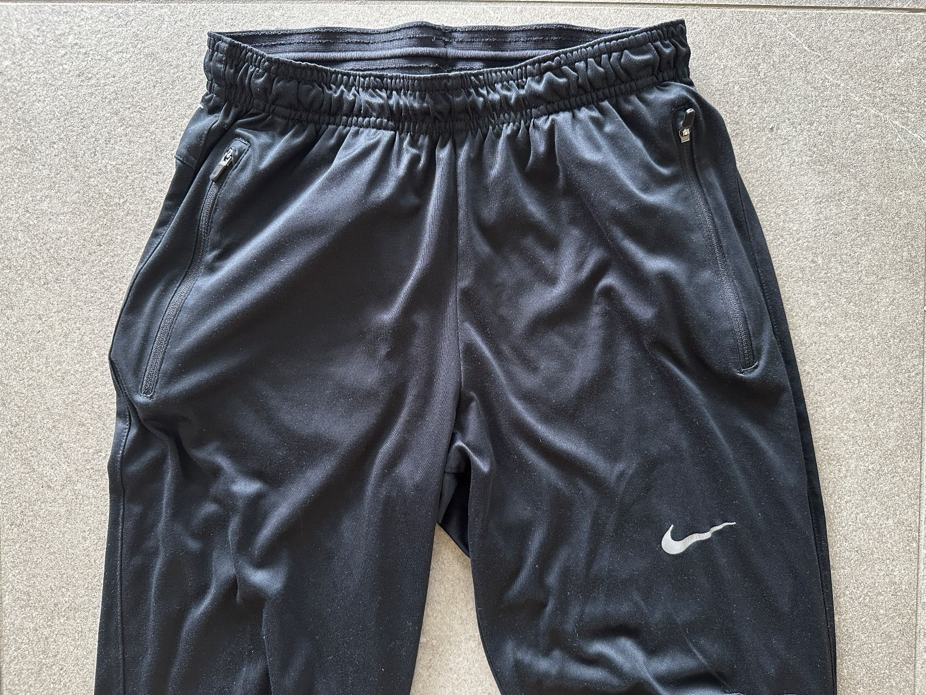 Nike Pantaloni: Nike Sporthose, Herren S – Usato da Baar venduto da renbee 1