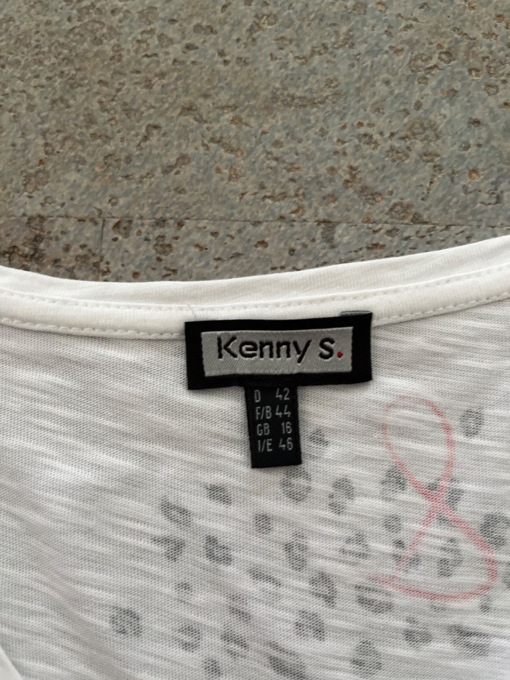 T-shirt: Kenny S T-Shirt – Usato da Roggliswil venduto da Eishockeygirl 1