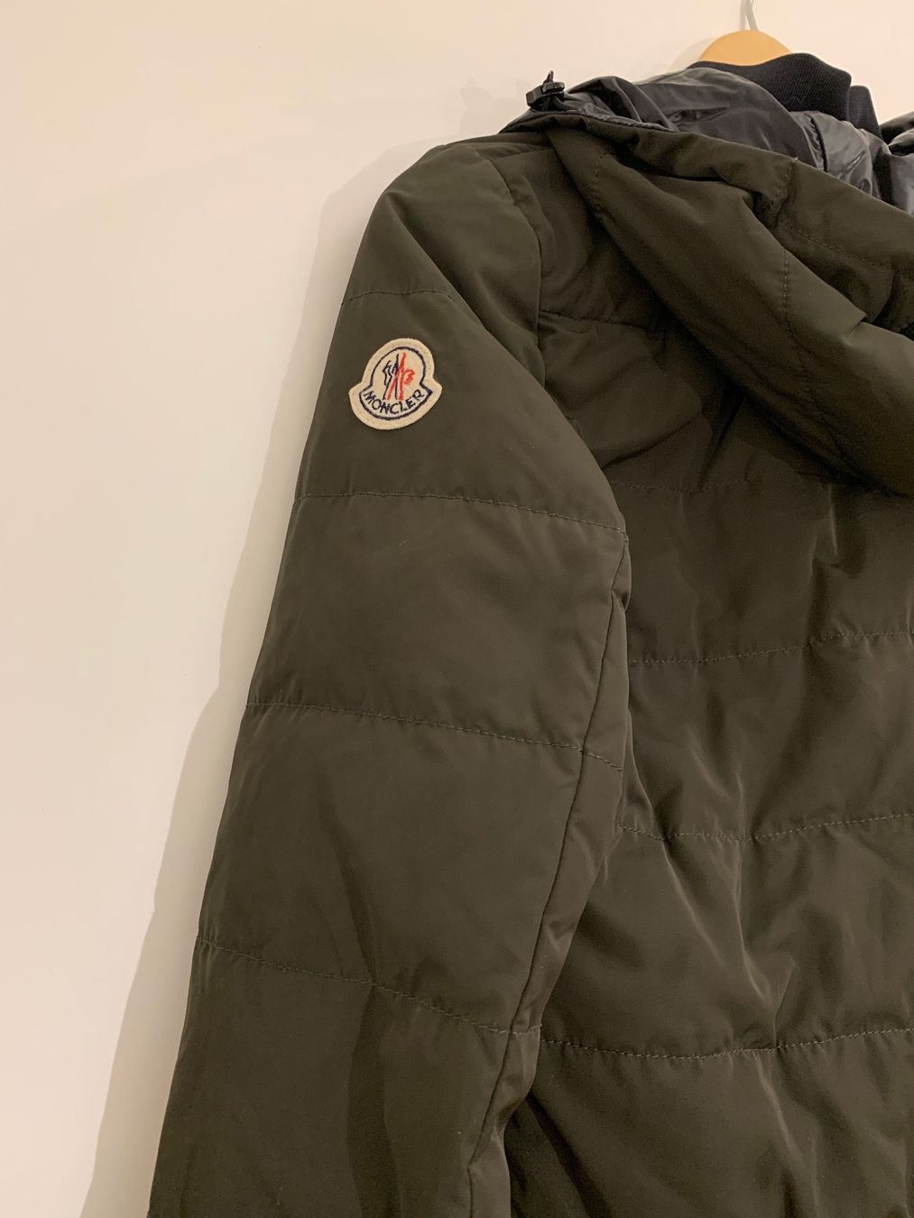 Moncler Giacche: Original Moncler Agathé Padded Jacket XS – Usato da Langnau am Albis venduto da Jean1982 4