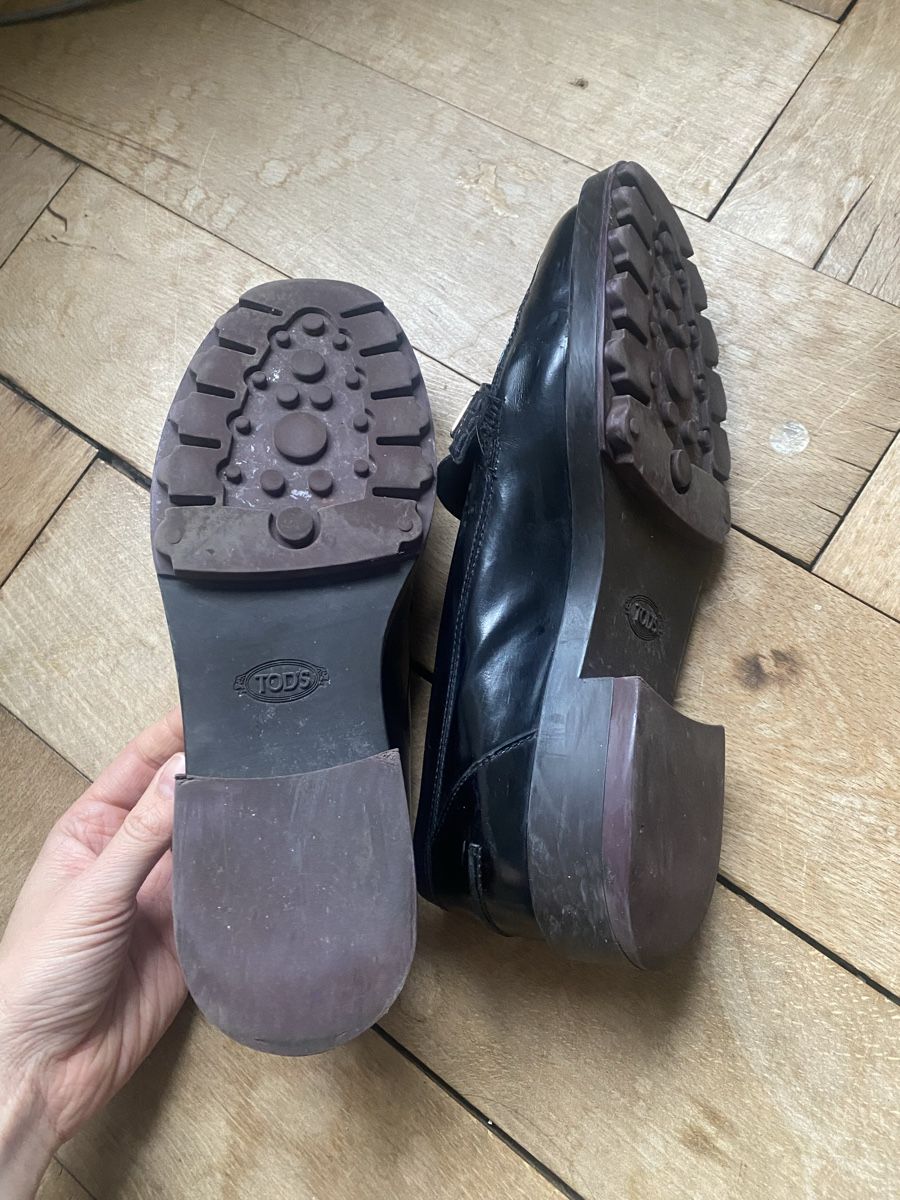 Scarpe da donna: Loafers von Tod's – Usato da Rüschlikon venduto da julia.theodora 1