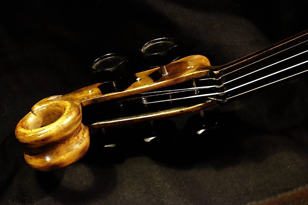 Strumenti musicali: Zoller Geige 1948 – Usato da Winterthur venduto da hermanadam 1