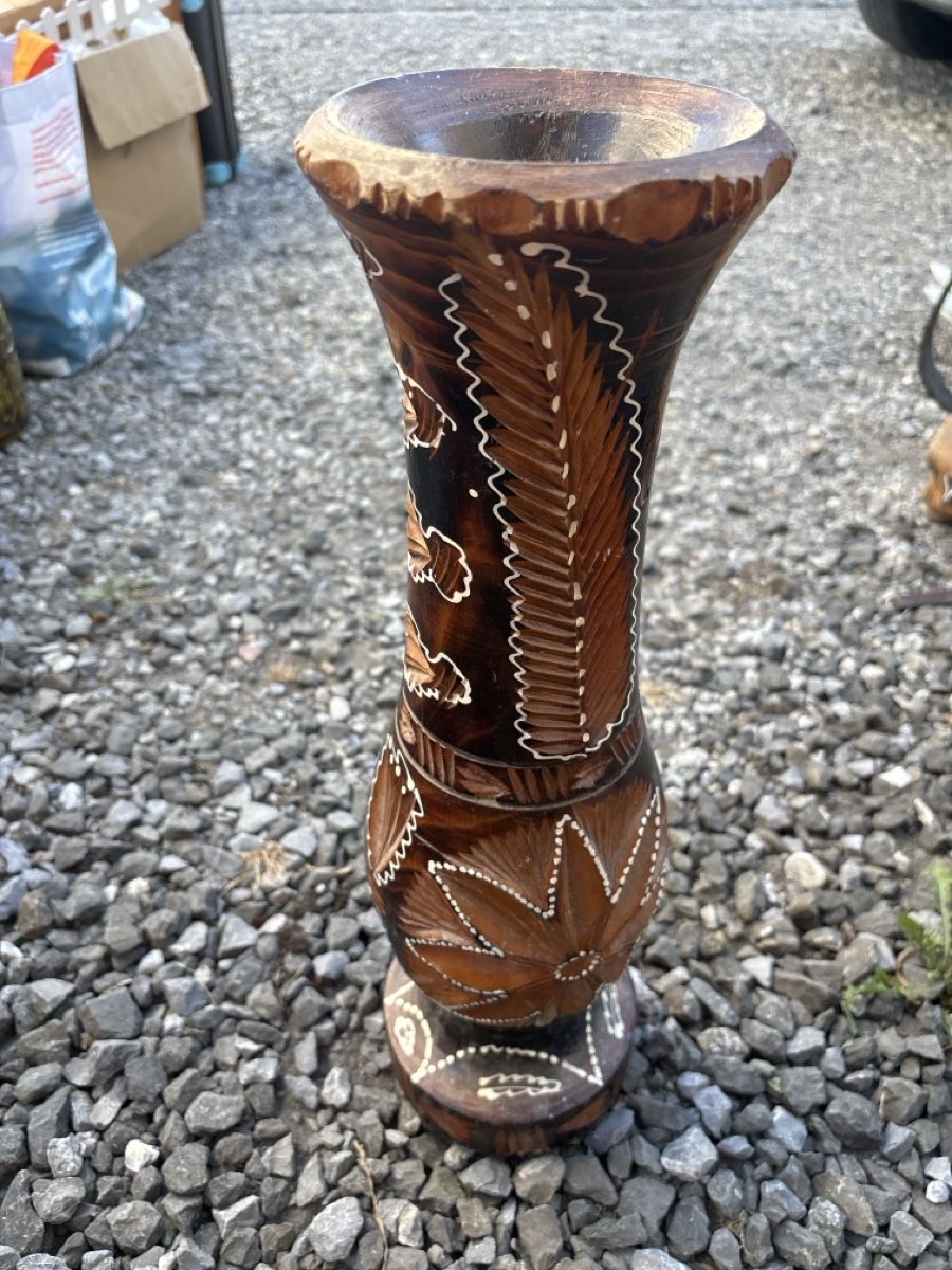 Tutte le decorazioni: Dekorativer Holzluster mit Schnitzereien – Usato da rheineck venduto da Neshi06 3