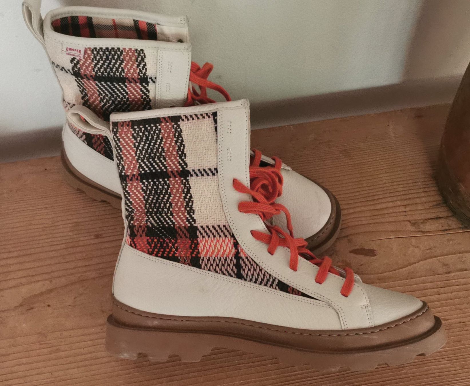 Camper Damenschuhe: Camper tolle Stiefel Gr. 40 – Gebraucht aus gachnang von tibus1 2