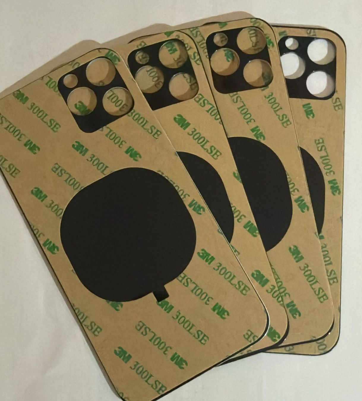 Apple Cover & Protezioni schermo: Coque arrière 12 pro. – Nuovo e nell'imballaggio originale da Leukerbad venduto da mig_8bbp 1