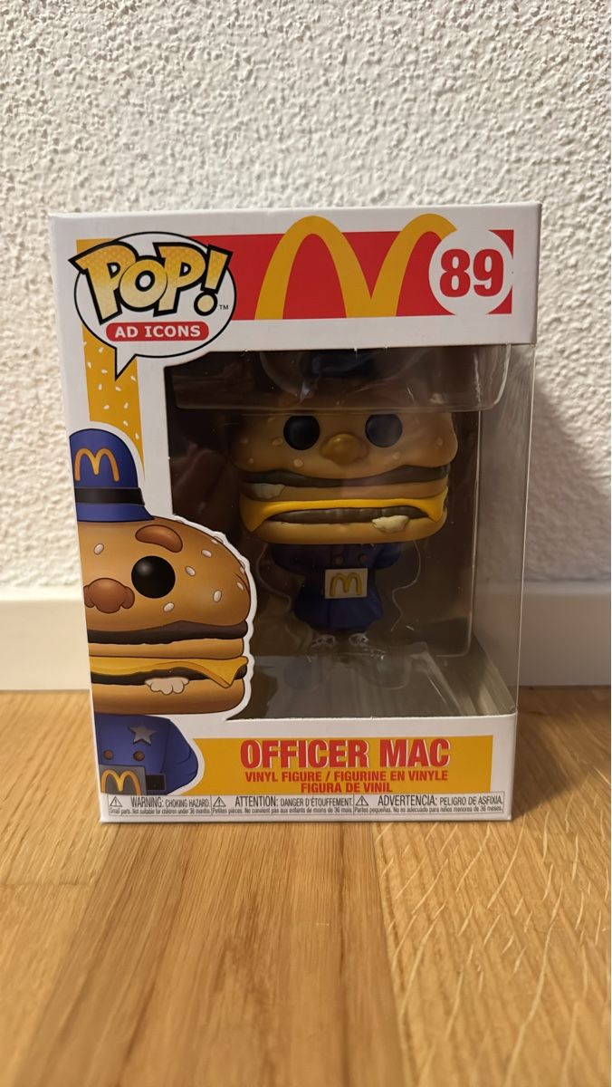 Funko Figurines: Funko Pop Officer Mac 89 – Neuf avec emballage d'origine à Suhr par Dominick