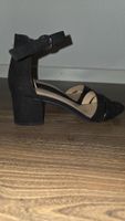 Elegante schwarze Sandalen, Absatz, Grösse 38