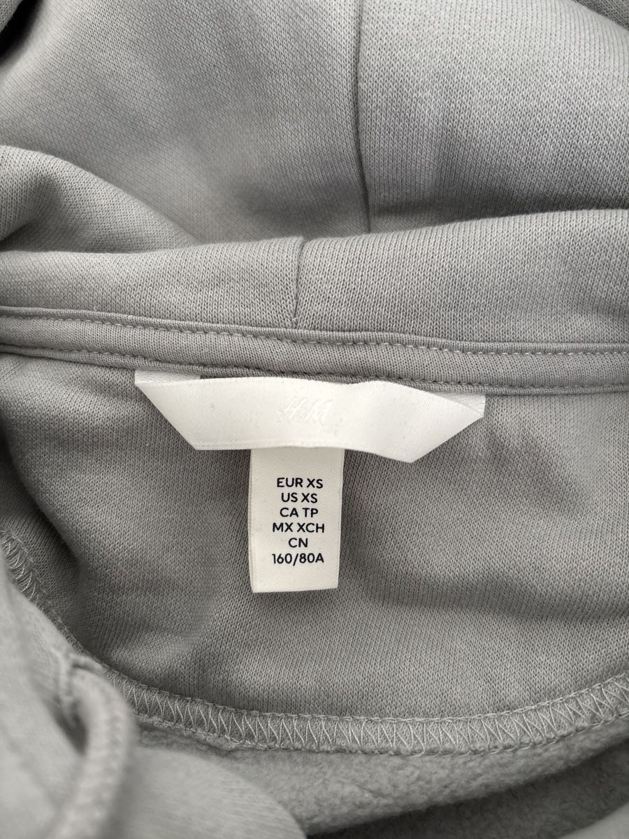 H&M Pullover & Sweatshirts: Hoodie Pullover H&M XS 34 – Gebraucht aus Sarnen von leonie.vera 3