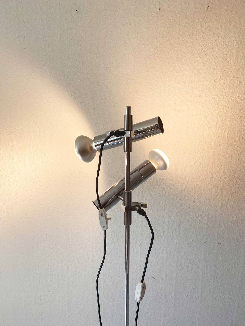 Lampade: Spot Stehlampe aus den 70igern – Usato da Beringen venduto da Kultgut 6