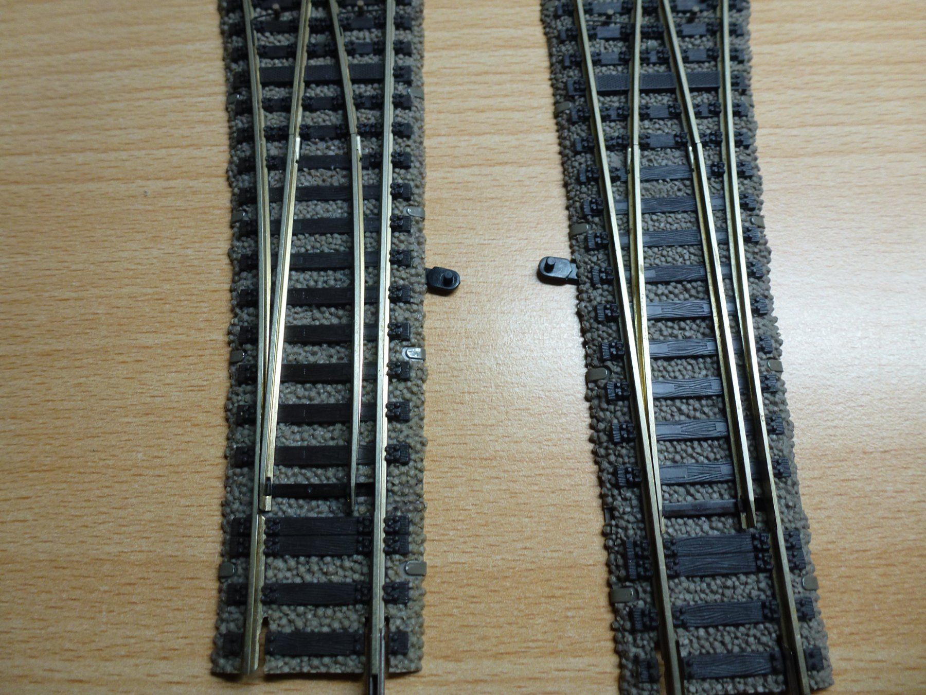 Fleischmann Modelleisenbahnen: Fleischmann H0 Profigleis Weichenset 6140 Links und rechts – Gebraucht aus Hombrechtikon von Se9 3