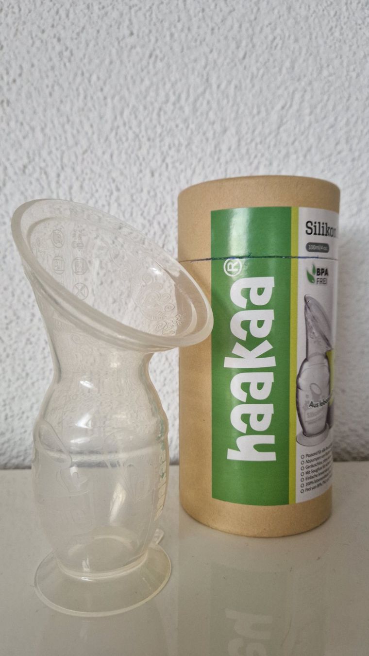 Haakaa Accessori per l’allattamento: Haakaa Milchpumpe 100 ml mit Saugfuss – Usato da Aathal-Seegräben venduto da Jago1984ZH