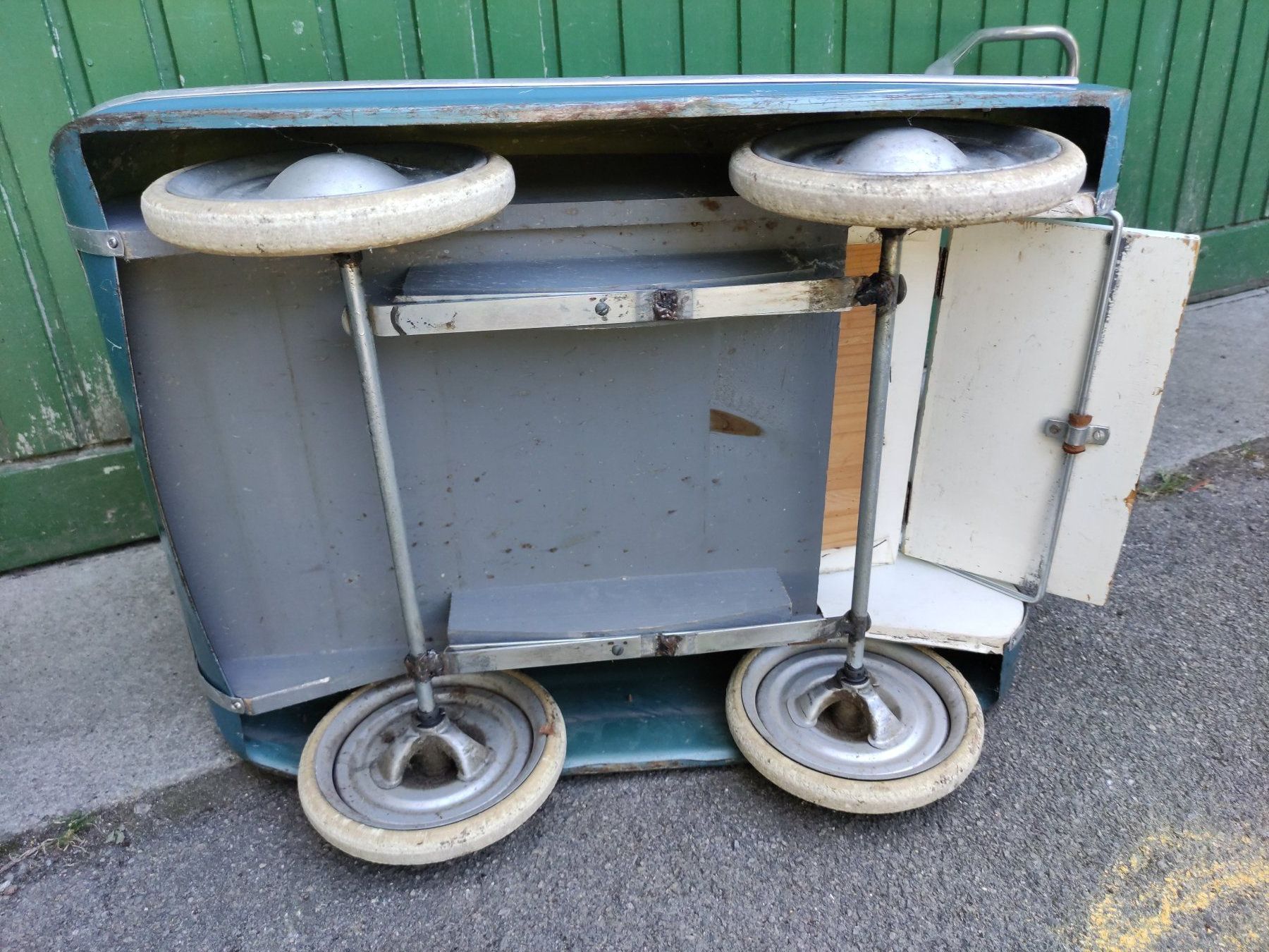 Puppenwagen: Kinderwagen Helvetia – Gebraucht aus Wetzikon ZH von schirkahn 5