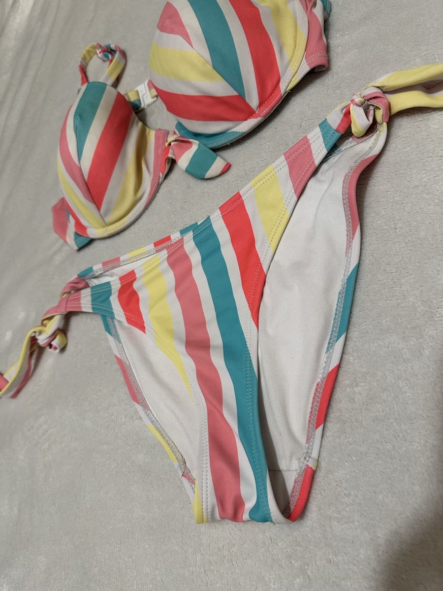 Hunkemöller Badekleider & Bikinis: Hunkemöller maillot de bain – Gebraucht aus Lussery-Villars von Bellavita95 1