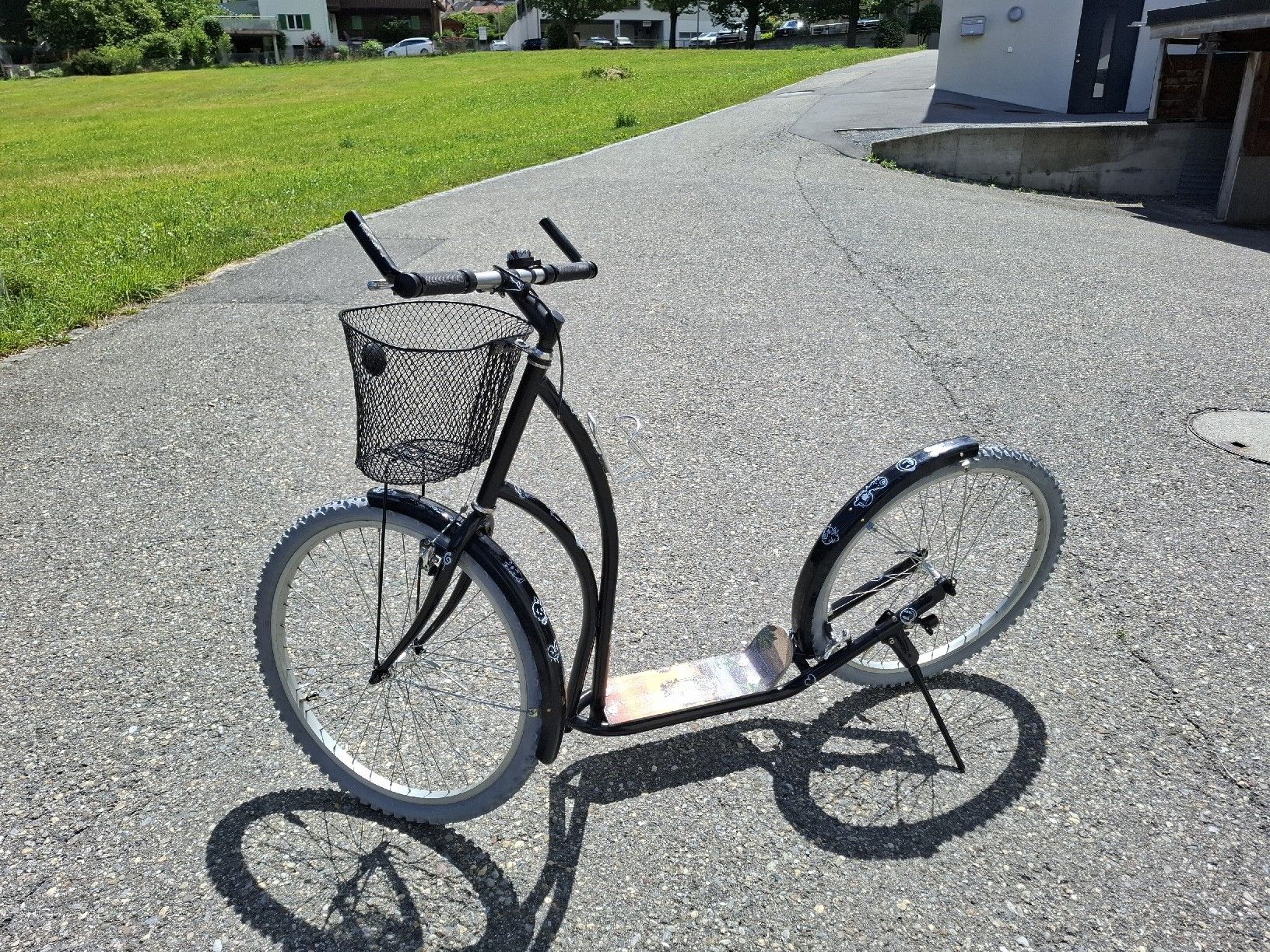 Kickboard: Trottinet, Kickbike mit grossem Korb, 26" – Usato da Trimmis venduto da cni_6qn8