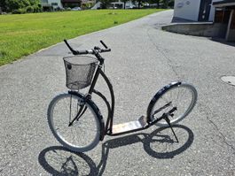 Trottinet, Kickbike mit grossem Korb, 26"