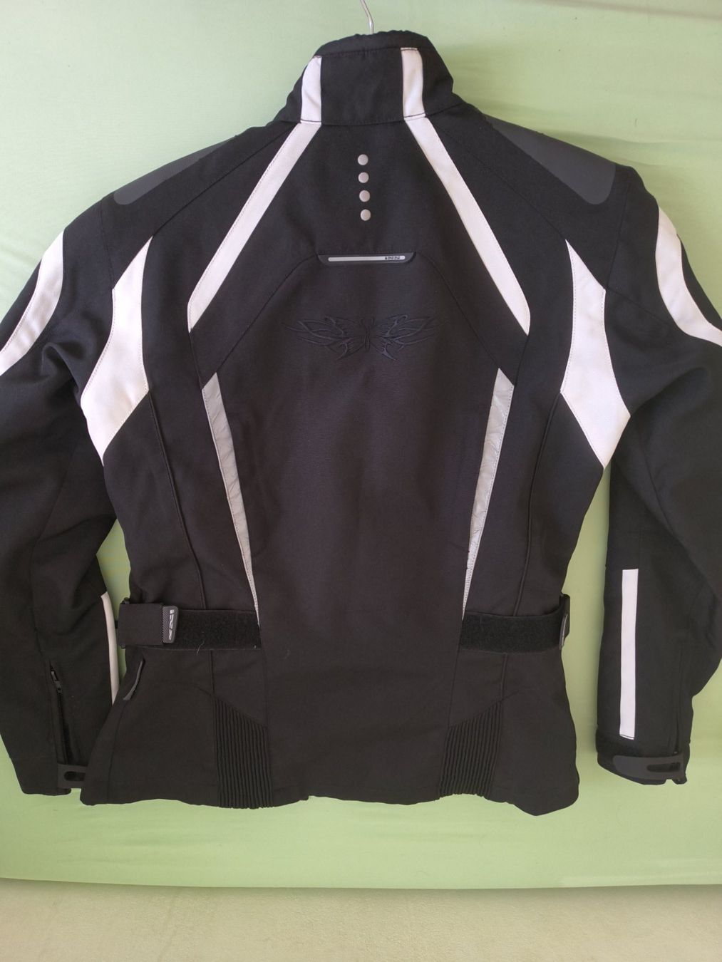 IXS Vestes: Motorcycle Jacket Black White – D'occasion à Sonceboz-Sombeval par mayling_ngo 4