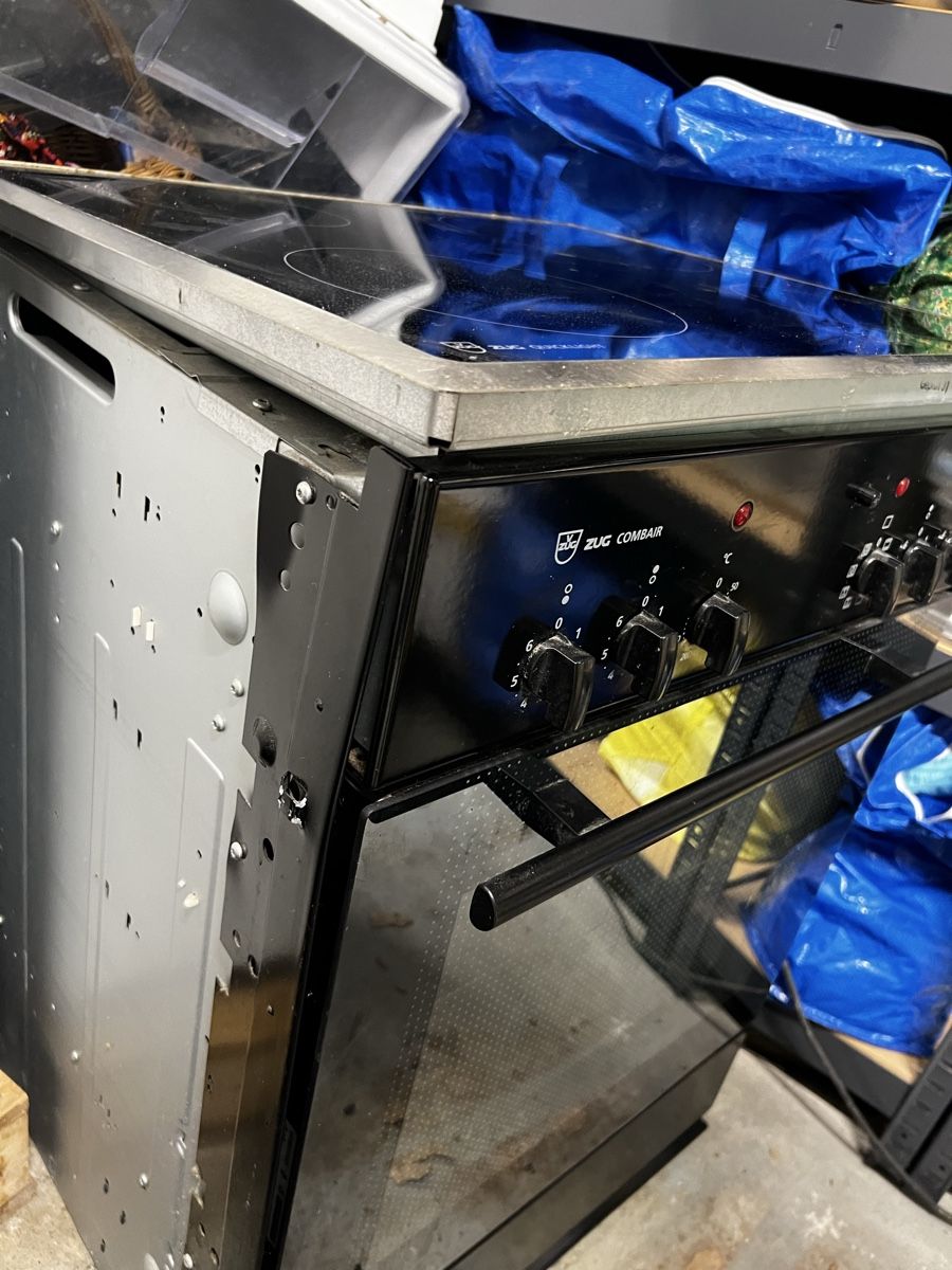 V-Zug Backöfen: V-Zug Backofen mit Kochfeld – Gebraucht aus Trasadingen von Kaffee.mann 8