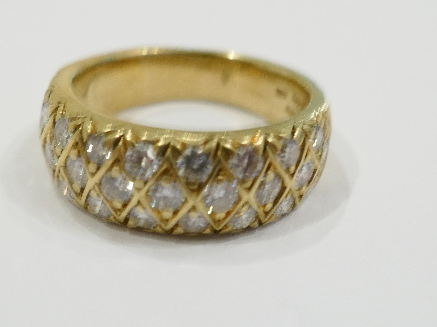 Anelli: Brillant Ring 28 Steine ca. 1 Carat 8,1 gr. – Usato da Schaffhausen venduto da swisswatches-andmore