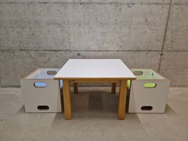 De Breuyn Kindertisch und Wandelstühle - Kita Kindergarten