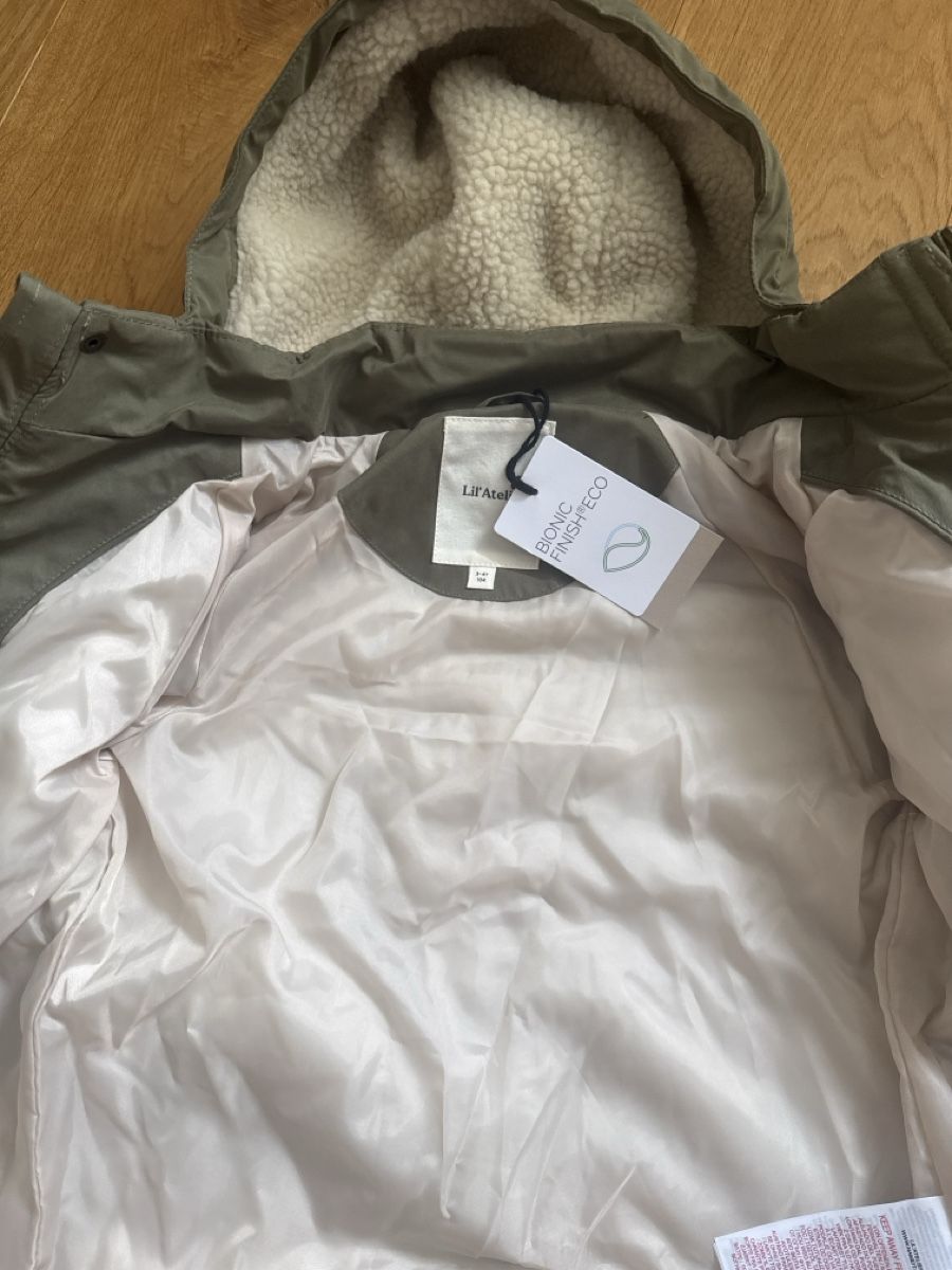 Vestes: Winterjacke little Atelier, Grösse 104 – Neuf (Voir description) à Münchenbuchsee par sterbsli 6
