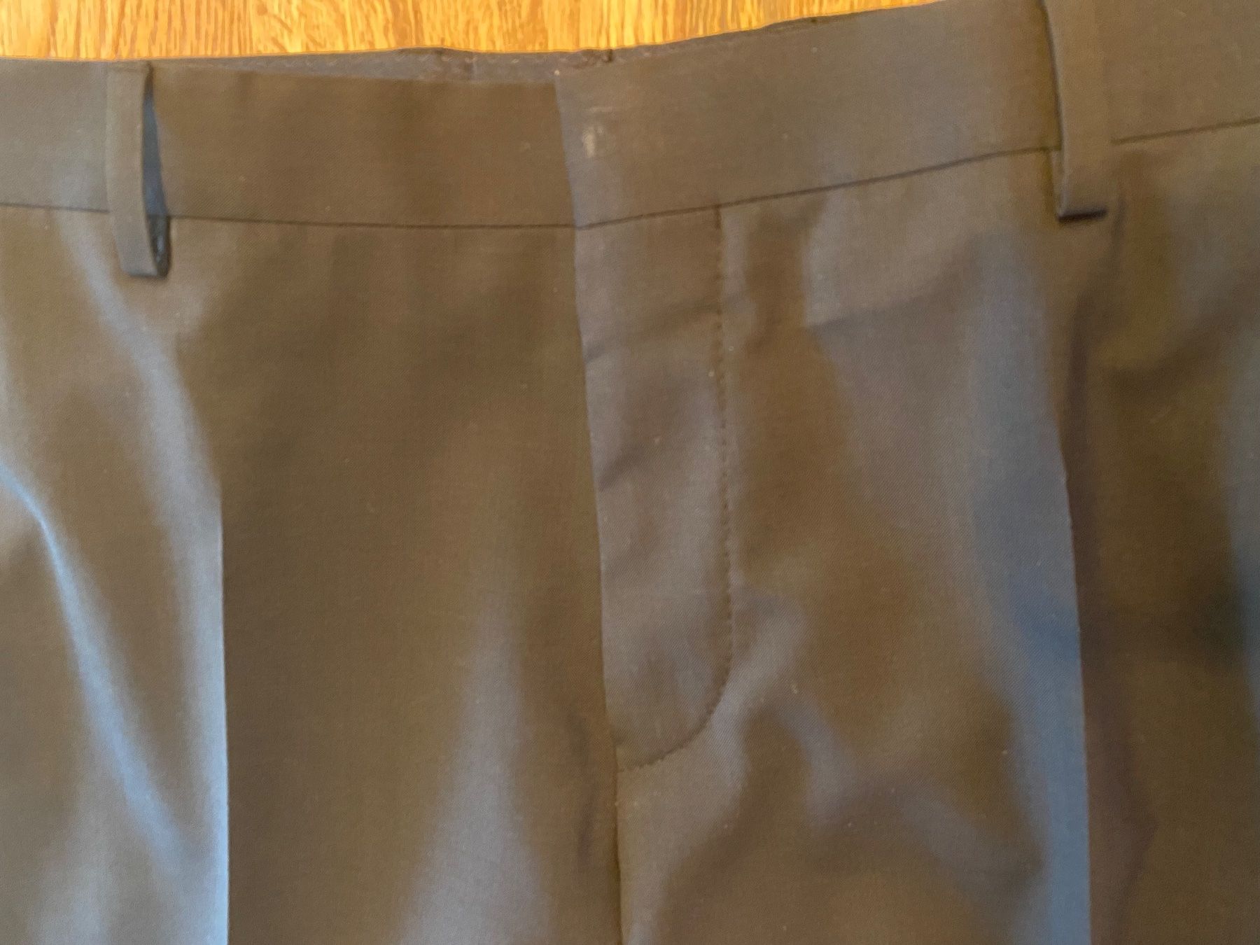 Tommy Hilfiger Pantalons: Tommy Hilfiger Anzugshose – D'occasion à Wetzikon ZH par Deba26 5