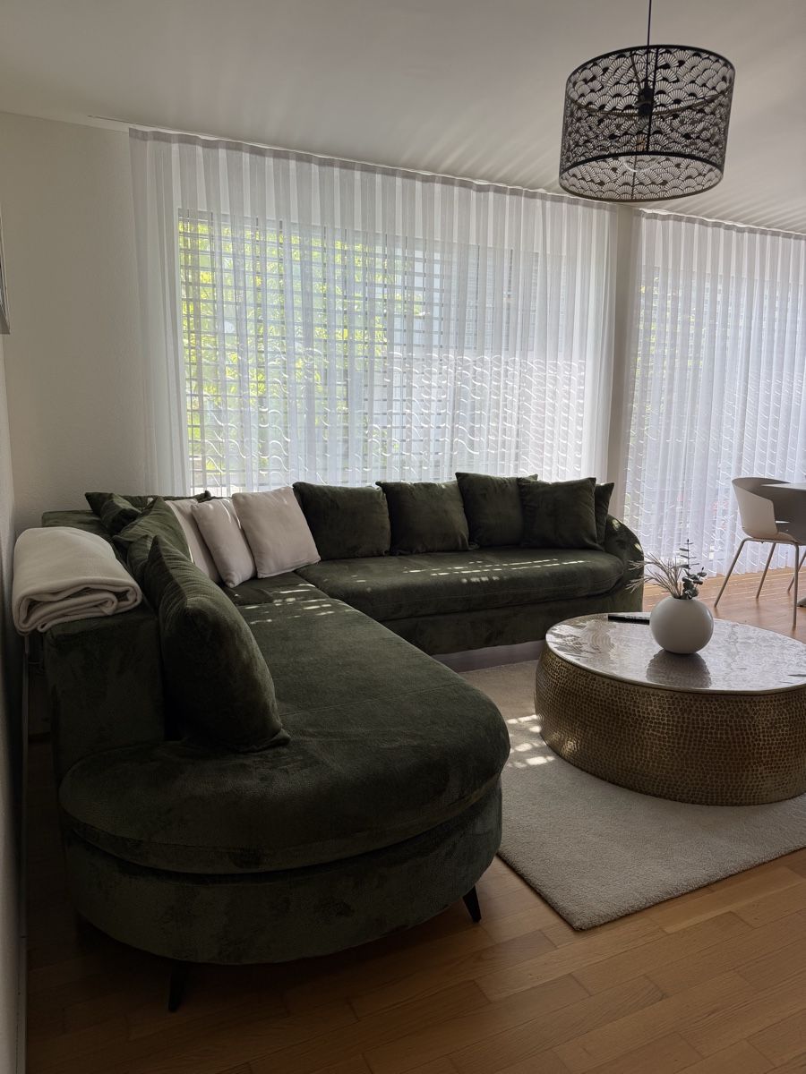 Divani: Ecksofa OlivenGrün neu Zustand – Nuovo (secondo la descrizione) da Dulliken venduto da alm_bkt2 2
