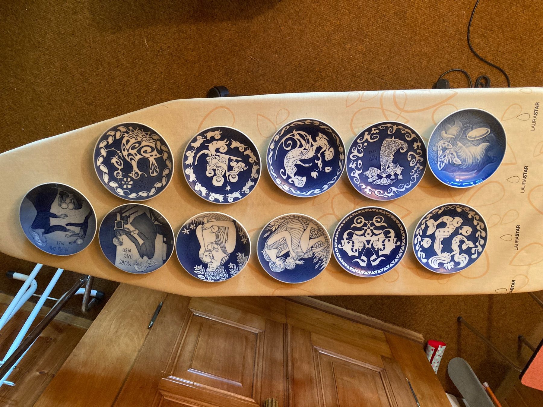 Royal Copenhagen Assiettes: Muttertagsteller – D'occasion à Schwarzenburg par hcu_xm8n 2