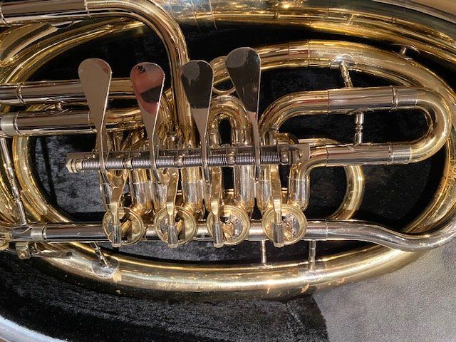 Bariton V.F. Cerveny Kaufen auf Ricardo