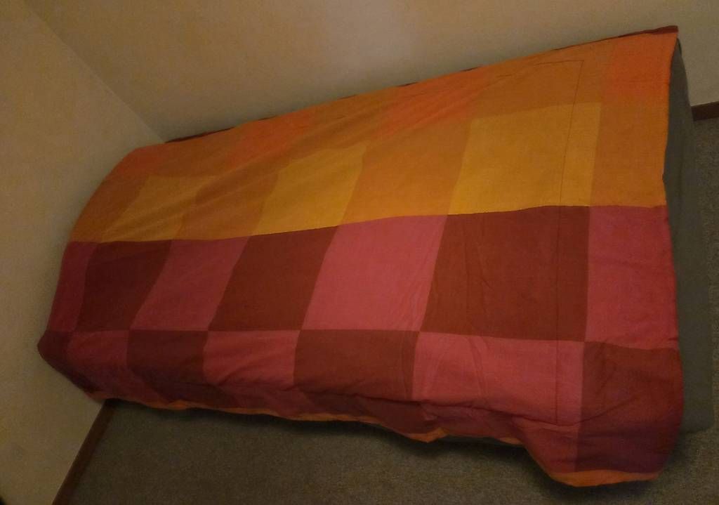Coperte: Leichte Tagesdecke / Bettüberwurf – Usato da Thalwil venduto da and_fdf5