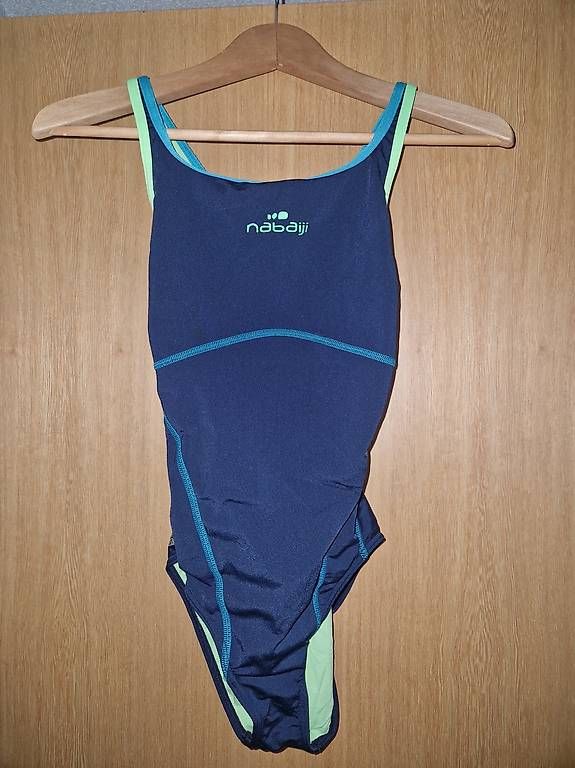 Costumi da bagno & Bikini: Sportlicher Badeanzug S – Usato da Spiez venduto da sundras