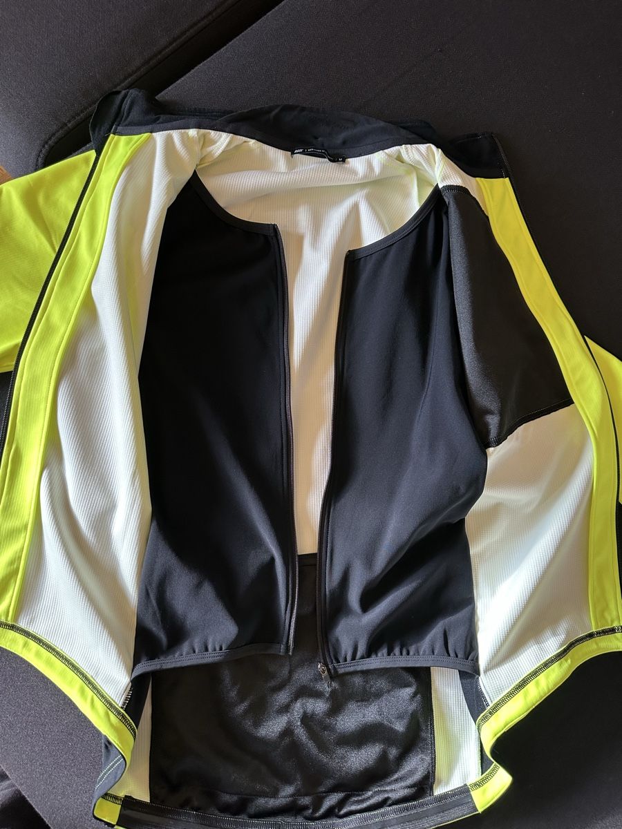 Giacche: ROSE Windproof Thermo Jacket Fluo – Nuovo (secondo la descrizione) da Bern venduto da bonsvivants 4