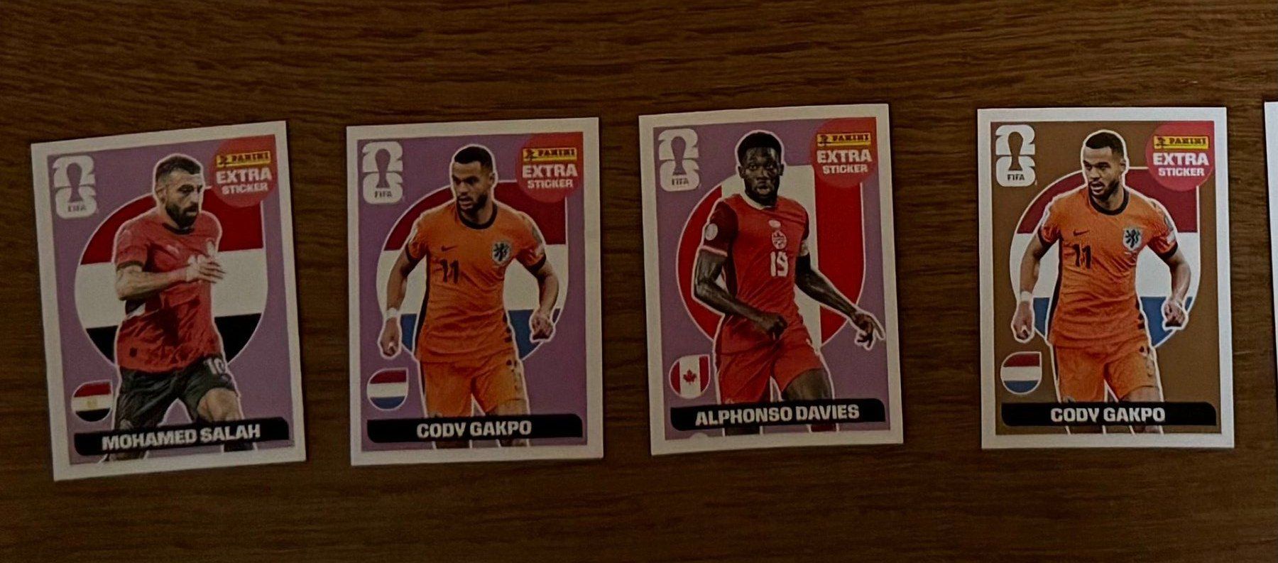 Panini Carte collezionabili: 4 Extra Stickers Mix Panini World Cup 2026 – Nuovo (secondo la descrizione) da Lausanne venduto da mdo_m6zb