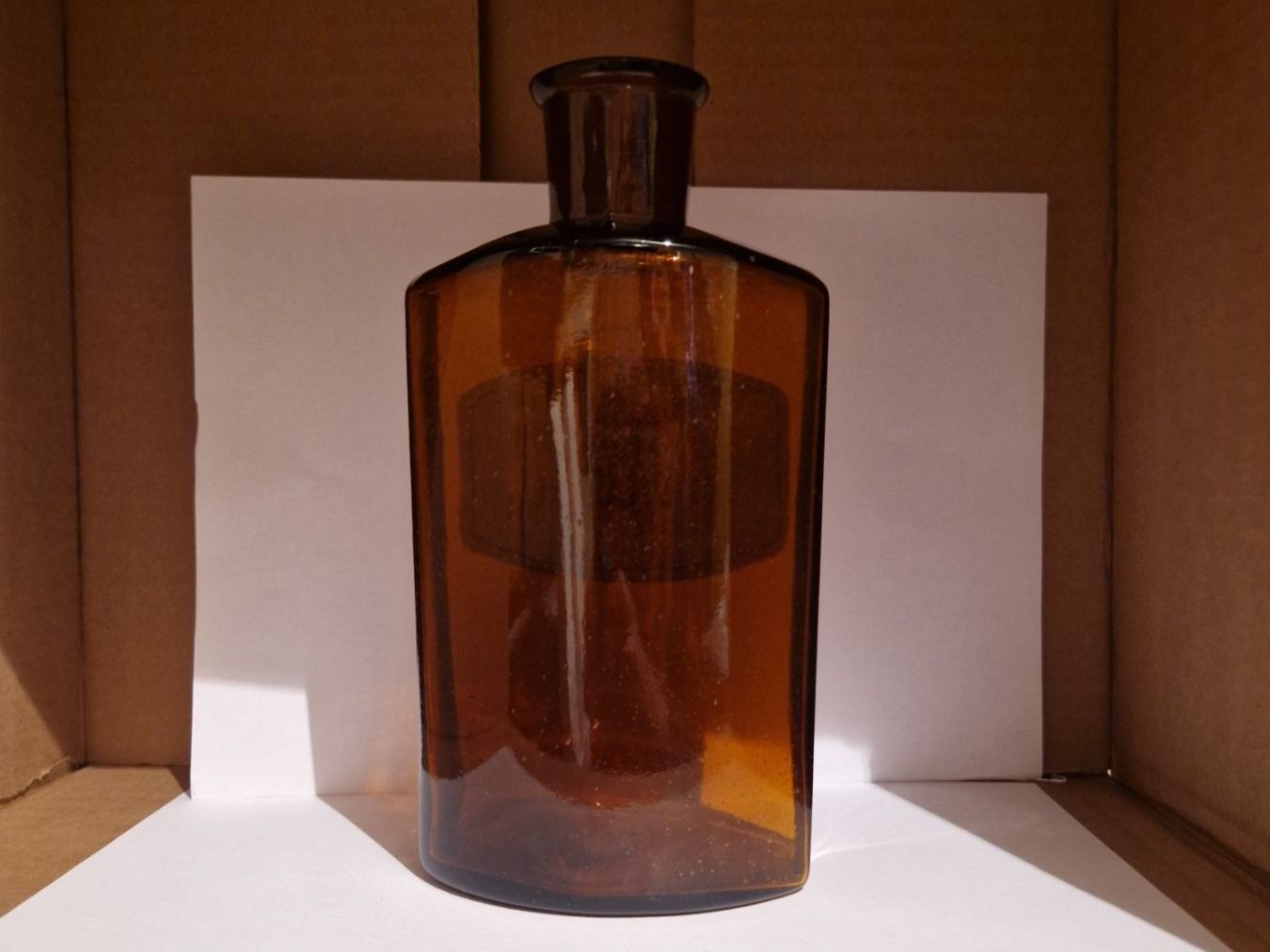 Accessori da laboratorio: Alte Apothekerflasche ohne Deckel – Usato da La Croix (Lutry) venduto da Lecollectioneur 1