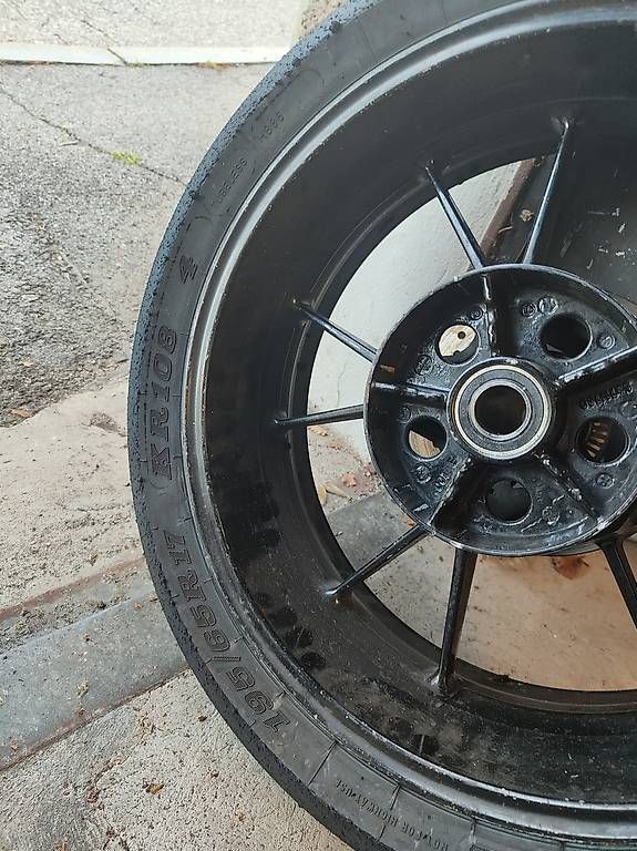Pneumatici & Ruote complete: Cerchioni BMW s1000rr k46 – Usato da Massagno venduto da Lucky1976