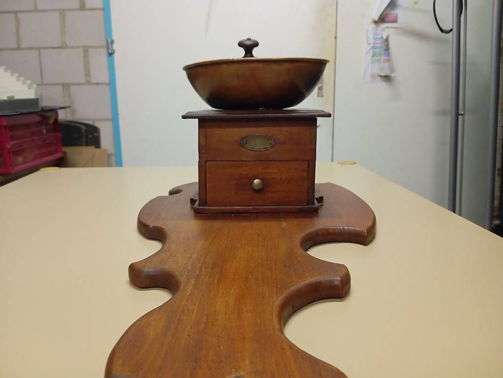 Elettrodomestici da cucina: Alte Getreidemühle – Usato da Basel venduto da Petergunn