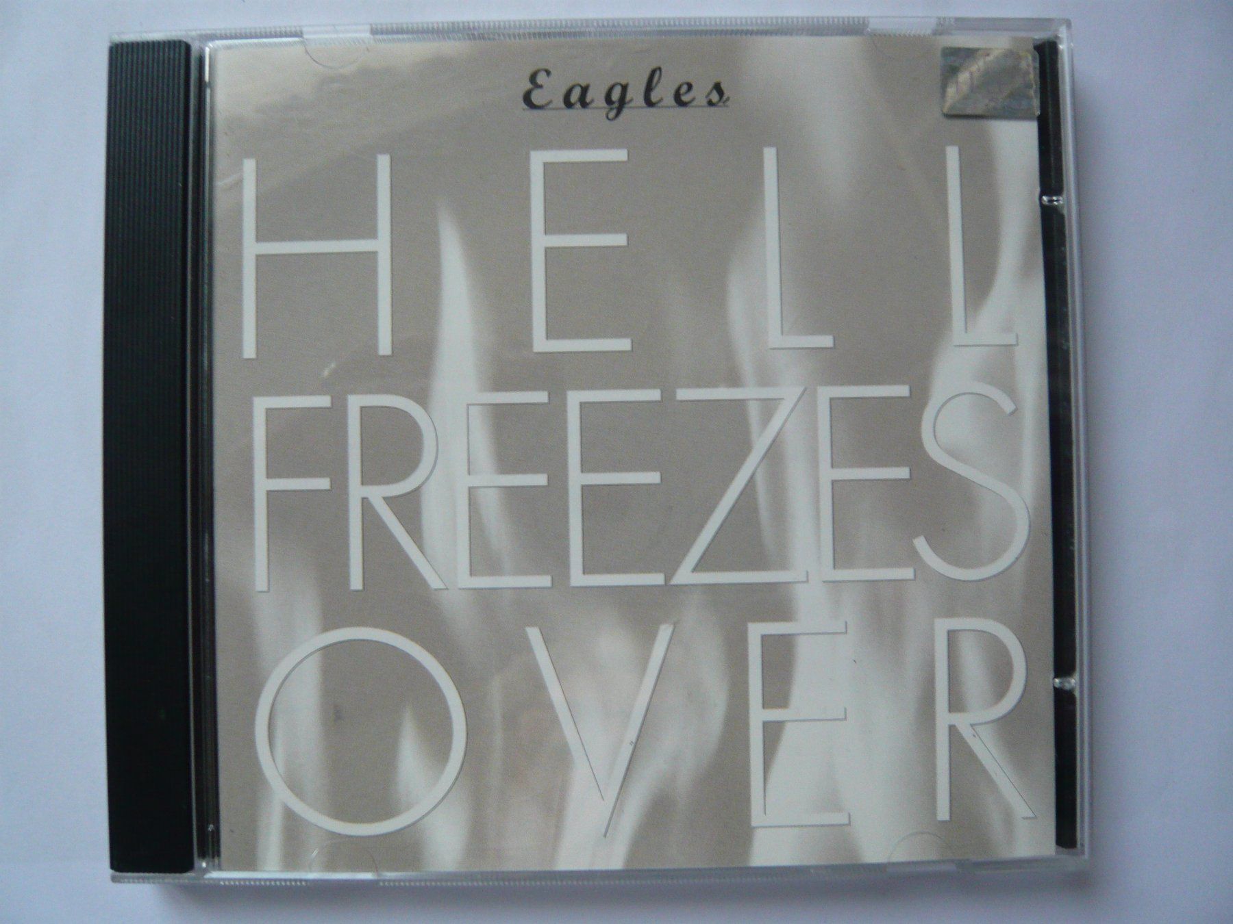 CDs: THE EAGLES HELL FREEZES OVER – D'occasion à Winterthur par Cajun
