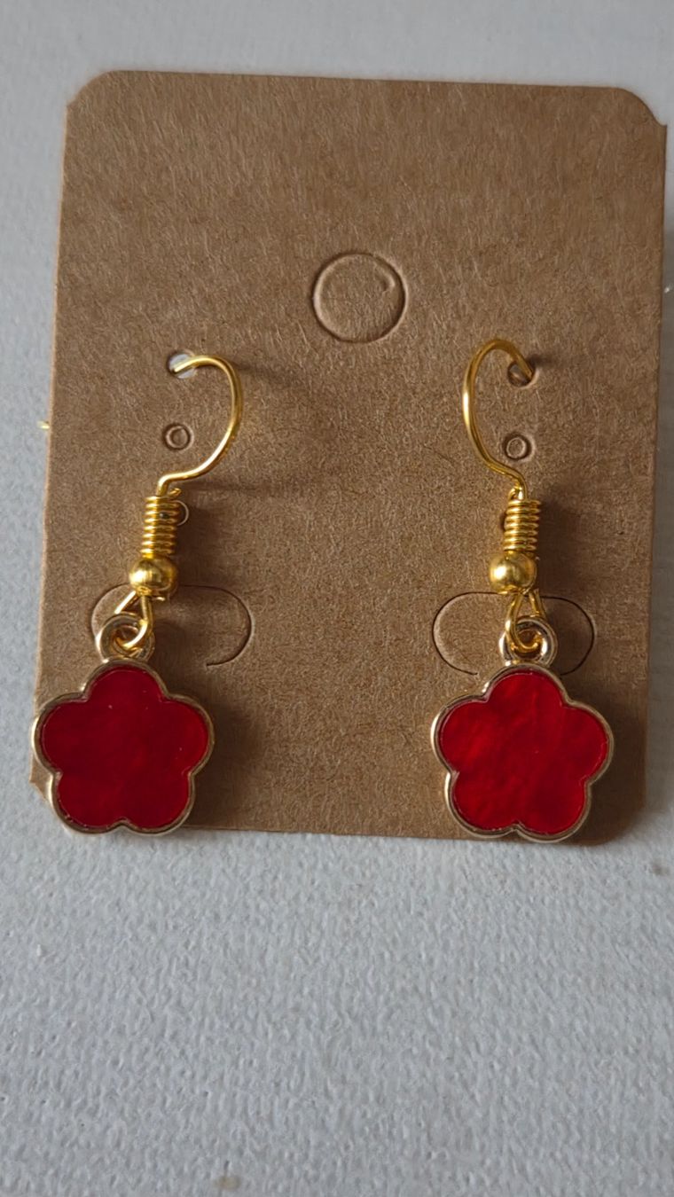 Orecchini pendenti & Orecchini a lobo: Goldfarbene Ohrringe mit Roter Blume Modeschmuck Elegant – Nuovo (secondo la descrizione) da Weggis venduto da Leeclipse 1