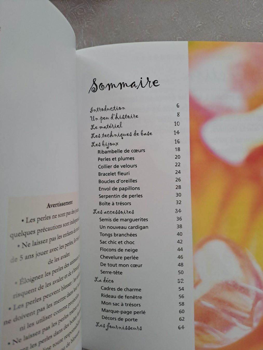 Libri: Petit livre "ma boite à perles" – Nuovo (secondo la descrizione) da Glovelier venduto da arbecha 1