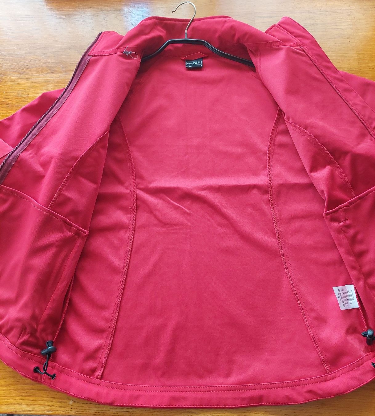 Giacche: Winter Softshell Jacke, rot, neu, Grösse 38/M – Nuovo e nell'imballaggio originale da Gunzwil venduto da Jounima 1