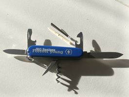 Couteau suisse Victorinox bleu - Parfait pour l'été!