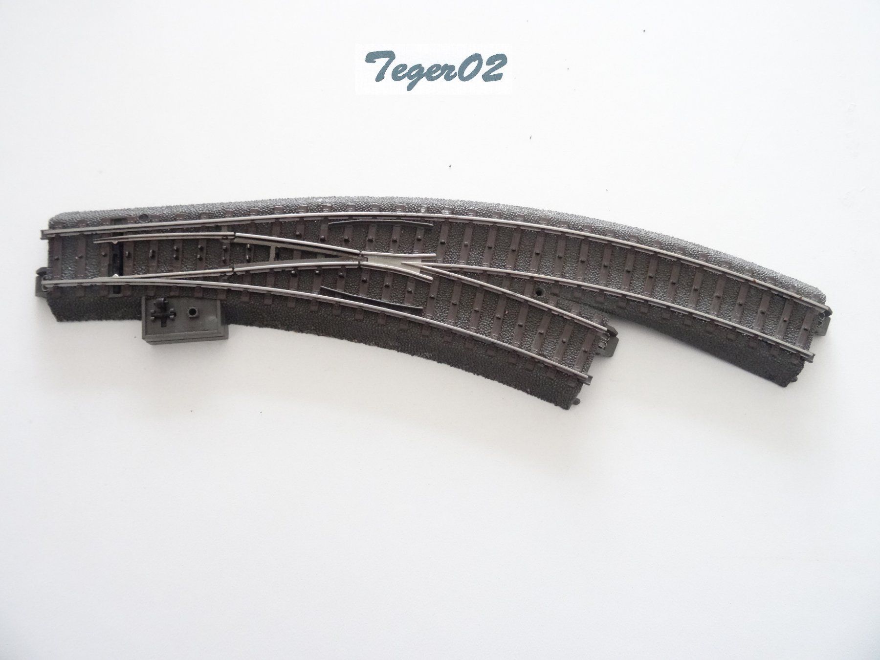 Märklin Modellini di ferrovie: Märklin. H0 24672 Bogenweiche – Nuovo (secondo la descrizione) da Hochdorf venduto da Teger02