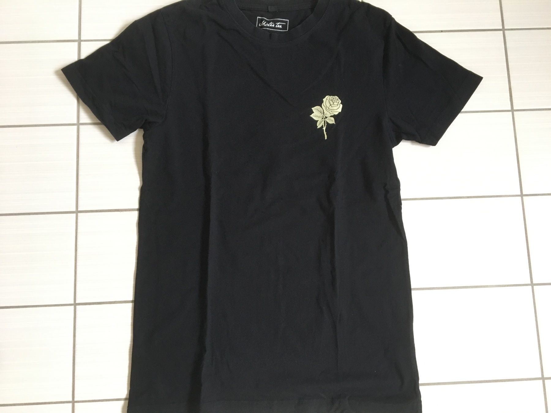 T-shirt: T-Shirt S – Usato da Arth venduto da Vrecam51 1